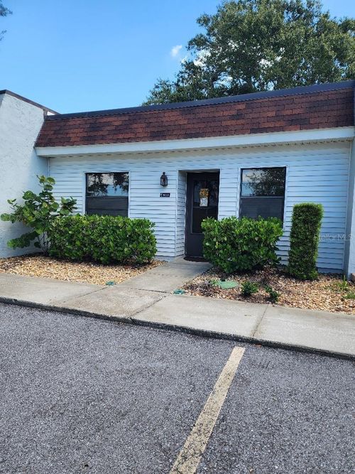 9033 Mission Oaks Blvd, SEMINOLE, FL, 33776-2116 | Card Image