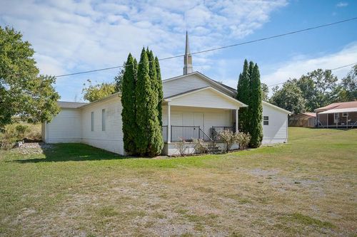 150 Tabernacle Rd, Smithville, TN, 37166-6330 | Card Image