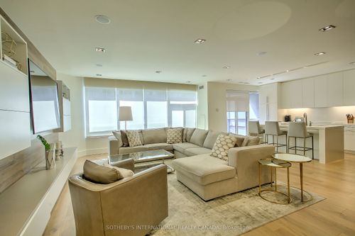 2101-20 Blue Jays Way, Toronto, ON, M5V3W6 | Card Image