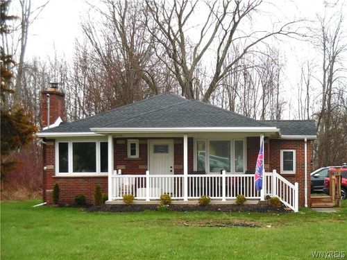 1691 Lake Rd, Youngstown, NY, 14174-9724 | Card Image