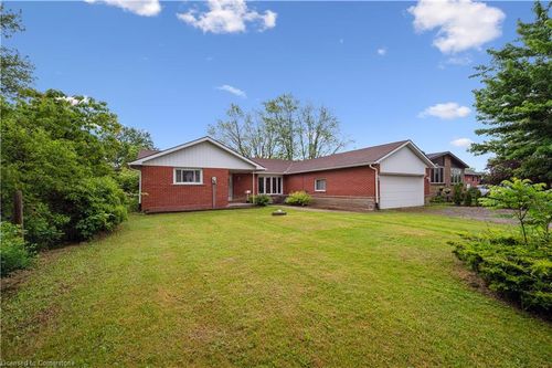 3567 S Grimsby Rd 12, Grassie, ON, L0R1M0 | Card Image