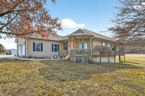 1592 E 431st Rd, Bolivar, MO, 65613-8553 | Card Image