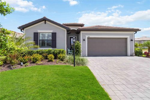 5165 Coral Reef Way, BRADENTON, FL, 34211-1439 | Card Image