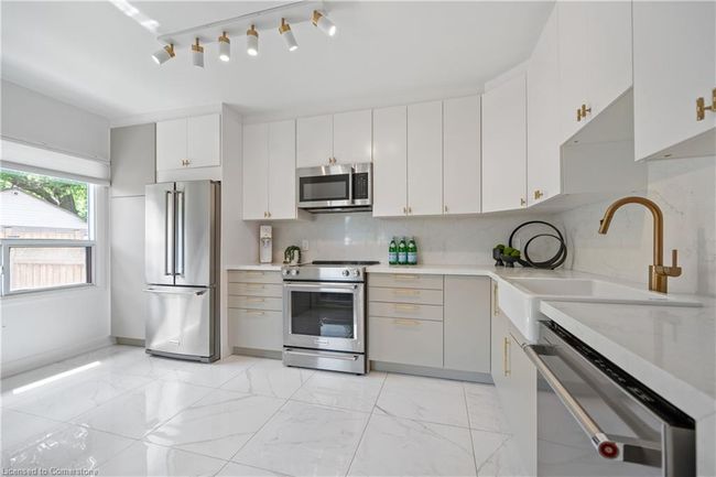 34 Holley Ave, House other with 4 bedrooms, 2 bathrooms and 4 parking in York ON | Image 13