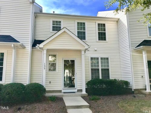 135 Arbor Light Rd, Holly Springs, NC, 27540-7526 | Card Image