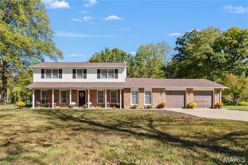 15 Bridlewood Dr, Lake St Louis, MO, 63367-2224 | Card Image