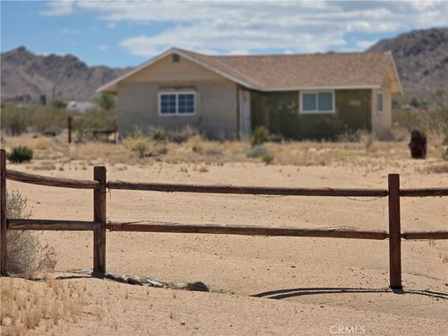 51033 Joshua Tree Rd, Johnson Valley, CA, 92285-2827 | Card Image