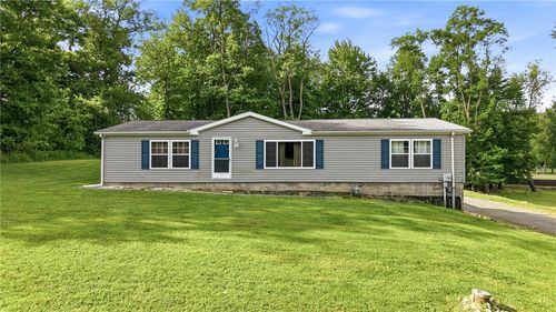 3417 Hubbard Middlesex Rd, West Middlesex, PA, 16159-2519 | Card Image