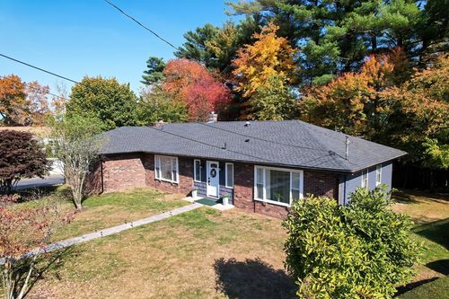 28 Downing Dr, West Warwick, RI, 02893-4511 | Card Image