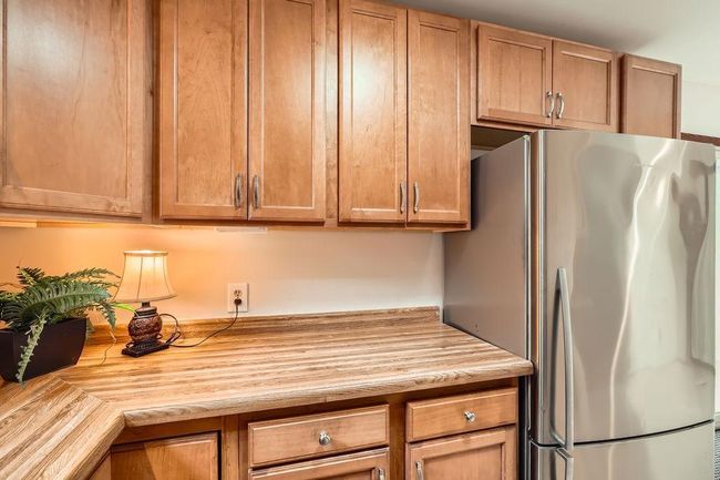 Kitchen area | Image 11