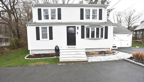 157 Salem St, Rockland, MA, 02370-1656 | Card Image