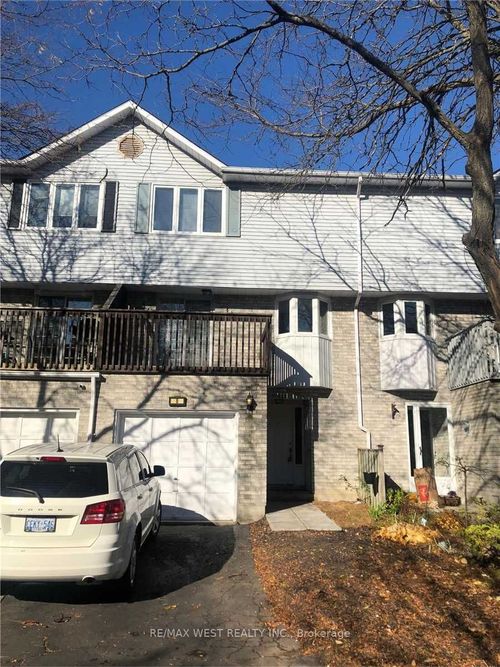 8-2295 Marine Dr, Oakville, ON, L6L1C2 | Card Image