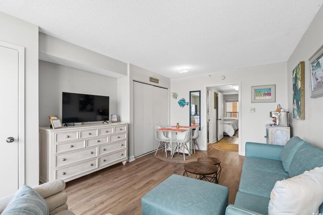 UNIT-708 - 501 S Ocean Blvd, Condo with 1 bedrooms, 1 bathrooms and null parking in North Myrtle Beach SC | Image 4