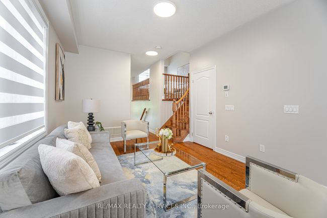 16 Zephyr Rd, House attached with 3 bedrooms, 3 bathrooms and 2 parking in Caledon ON | Image 12