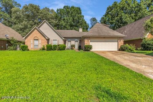 5892 Michaelson Drive, Olive Branch, MS, 38654 | Card Image