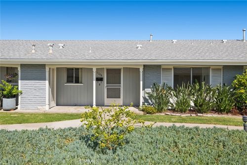 1204 E 1st St, Tustin, CA, 92780-3817 | Card Image