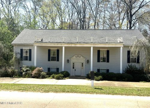 116 Duster Dr, Natchez, MS, 39120-5277 | Card Image