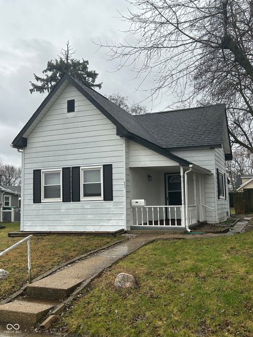645 Forest Ave, Greenwood, IN, 46143-1746 | Card Image