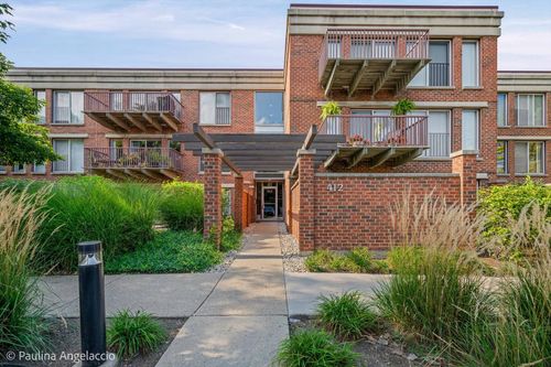 212-412 Kelburn Rd, Deerfield, IL, 60015-4363 | Card Image