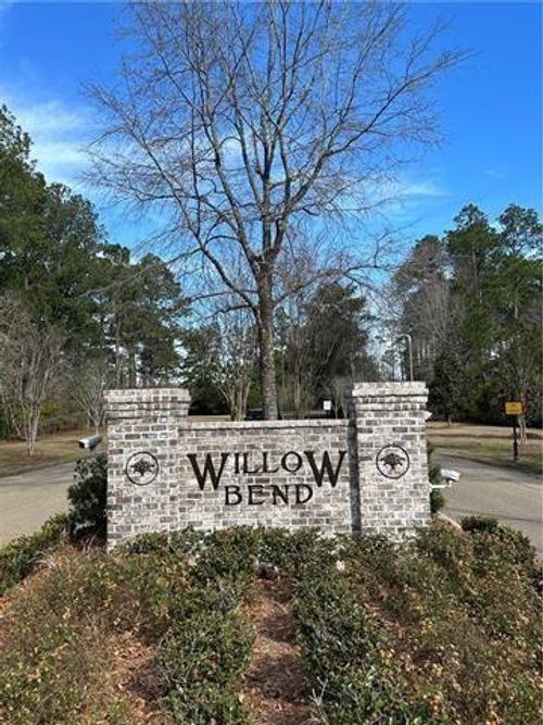 341 Red Gum Dr, Madisonville, LA, 70447-3349 | Card Image