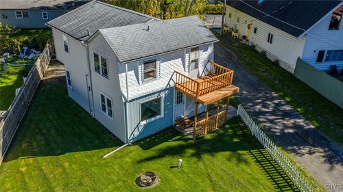 7606 Cameron Dr, Bridgeport, NY, 13030-9514 | Card Image