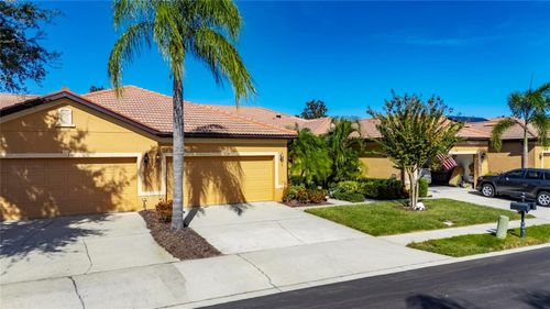 329 Seneca Falls Dr, APOLLO BEACH, FL, 33572-3104 | Card Image