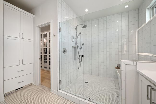 2608 Watkins Way, Condo with 4 bedrooms, 4 bathrooms and 2 parking in Austin TX | Image 23