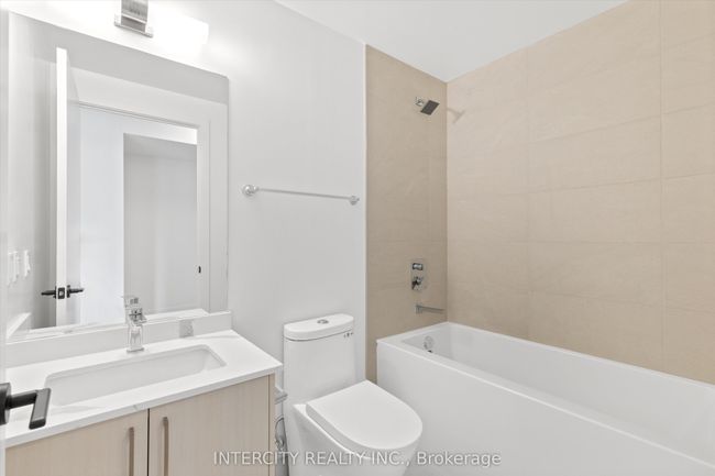 228 - 2075 King Rd, Condo with 2 bedrooms, 2 bathrooms and null parking in King City ON | Image 17