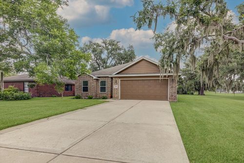 2440 Olympia Dr, West Columbia, TX, 77486-9766 | Card Image