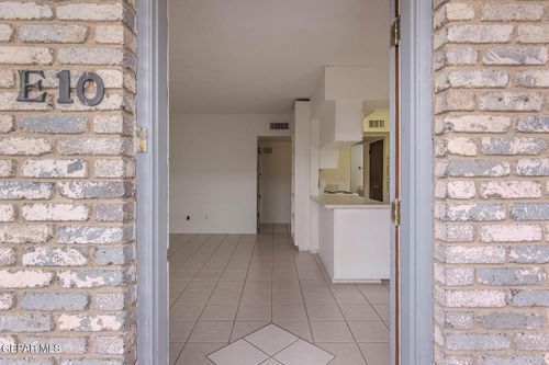 apt-e10-6700 Escondido Dr, El Paso, TX, 79912-3168 | Card Image