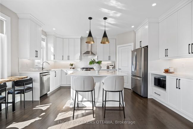 399 Longworth Ave, House other with 5 bedrooms, 4 bathrooms and 3 parking in Gloucester ON | Image 16