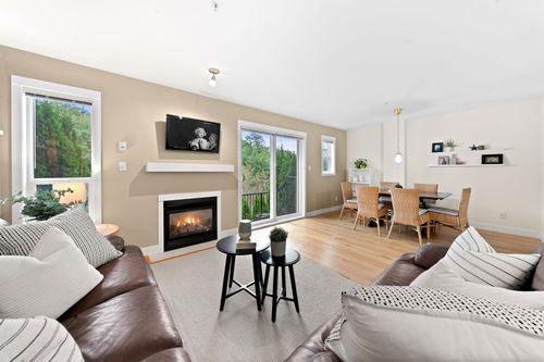 18-1204 Main St, Squamish, BC, V8B0S3 | Card Image