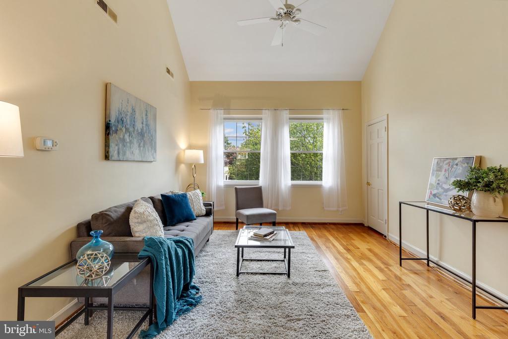 Residential in ARLINGTON 4