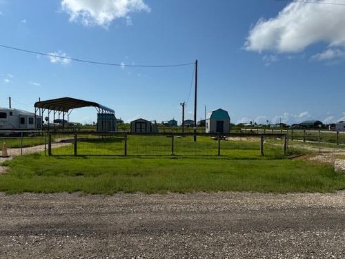 201 Curlew St, Bay City, TX, 77414 | Card Image