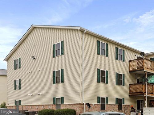 145 Hailey Ln, STRASBURG, VA, 22657-3751 | Card Image