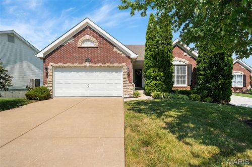 723 River Glen Dr, O Fallon, MO, 63368-9647 | Card Image