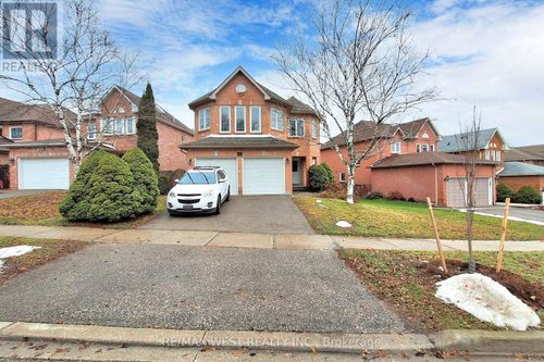 43 Chiswick Cres, Aurora, ON, L4G6P1 | Card Image