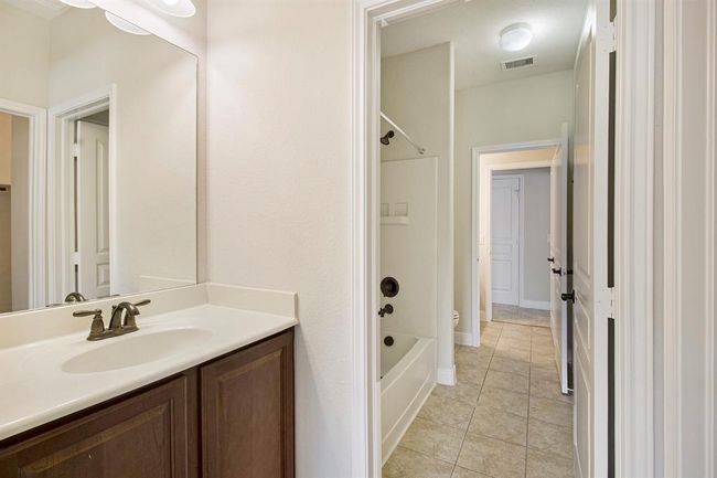 Jack & Jill Bathroom for upstairs bedrooms. | Image 29