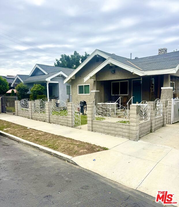 Residential in Los Angeles