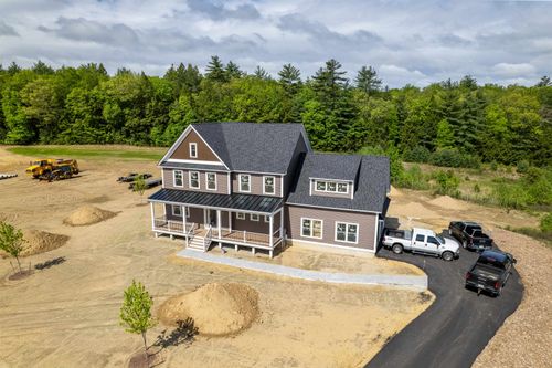 9 Stone Creek Drive, Brentwood, NH, 03833 | Card Image