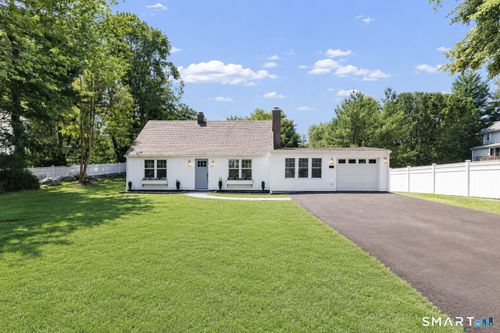4 Heather Hl, Westport, CT, 06880-4516 | Card Image