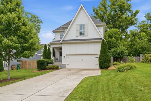 521 Waycross Dr, Nashville, TN, 37211-2072 | Card Image