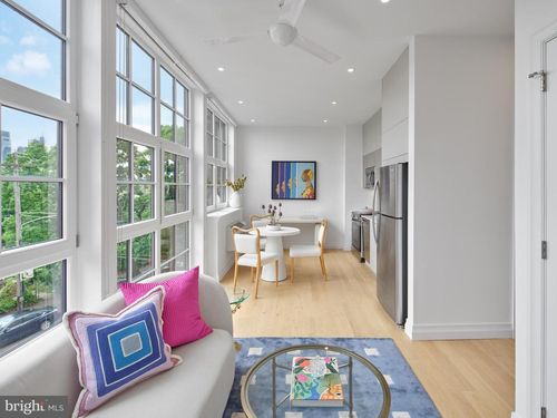 a-815 Poplar, PHILADELPHIA, PA, 19123 | Card Image