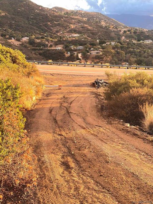 15114 Skyline Truck Trl, Jamul, CA, 91935 | Card Image