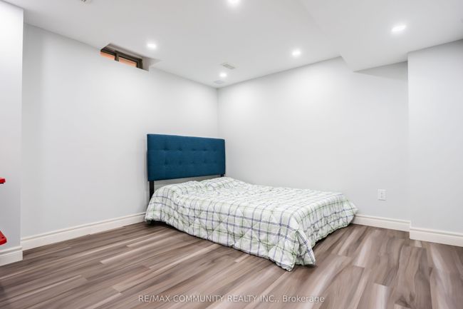 10 Hornchurch St, House other with 6 bedrooms, 5 bathrooms and 2 parking in Whitby ON | Image 44