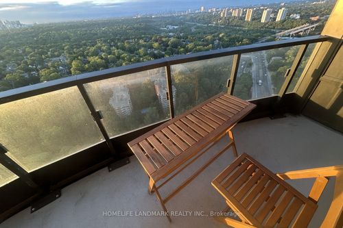 3223-585 Bloor St E, Toronto, ON, M4X1J8 | Card Image