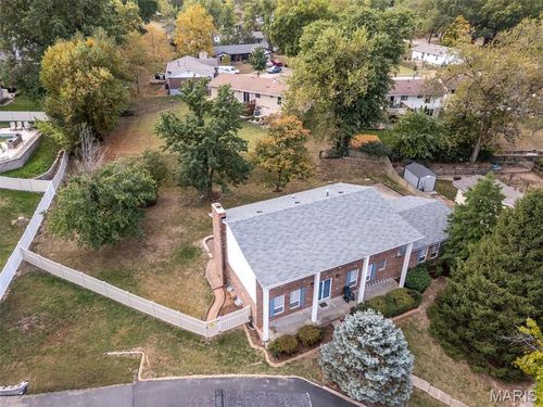 2304 Glenrich Dr, Oakville, MO, 63129-4322 | Card Image