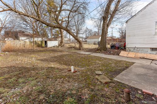 12044 Forrer St, Detroit, MI, 48227-1762 | Card Image