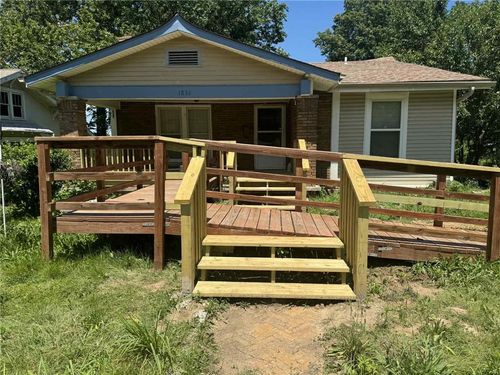 1836 Freeman Ave, Kansas City, KS, 66102-2642 | Card Image