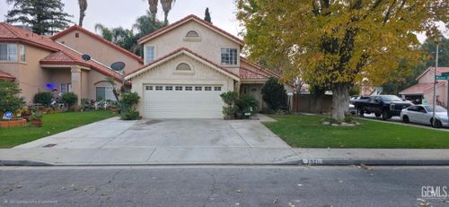7921 Walnut Grove Ct, Bakersfield, CA, 93313-4138 | Card Image